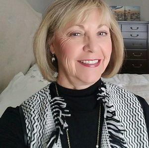 Meet your Posher, Deb